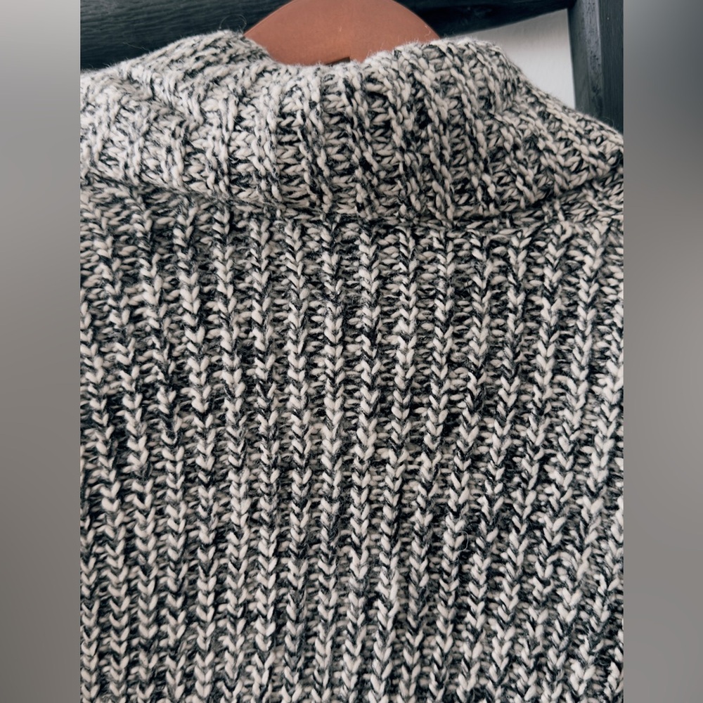 Lucky Brand Black and White Long Cardigan - Picture 4 of 6